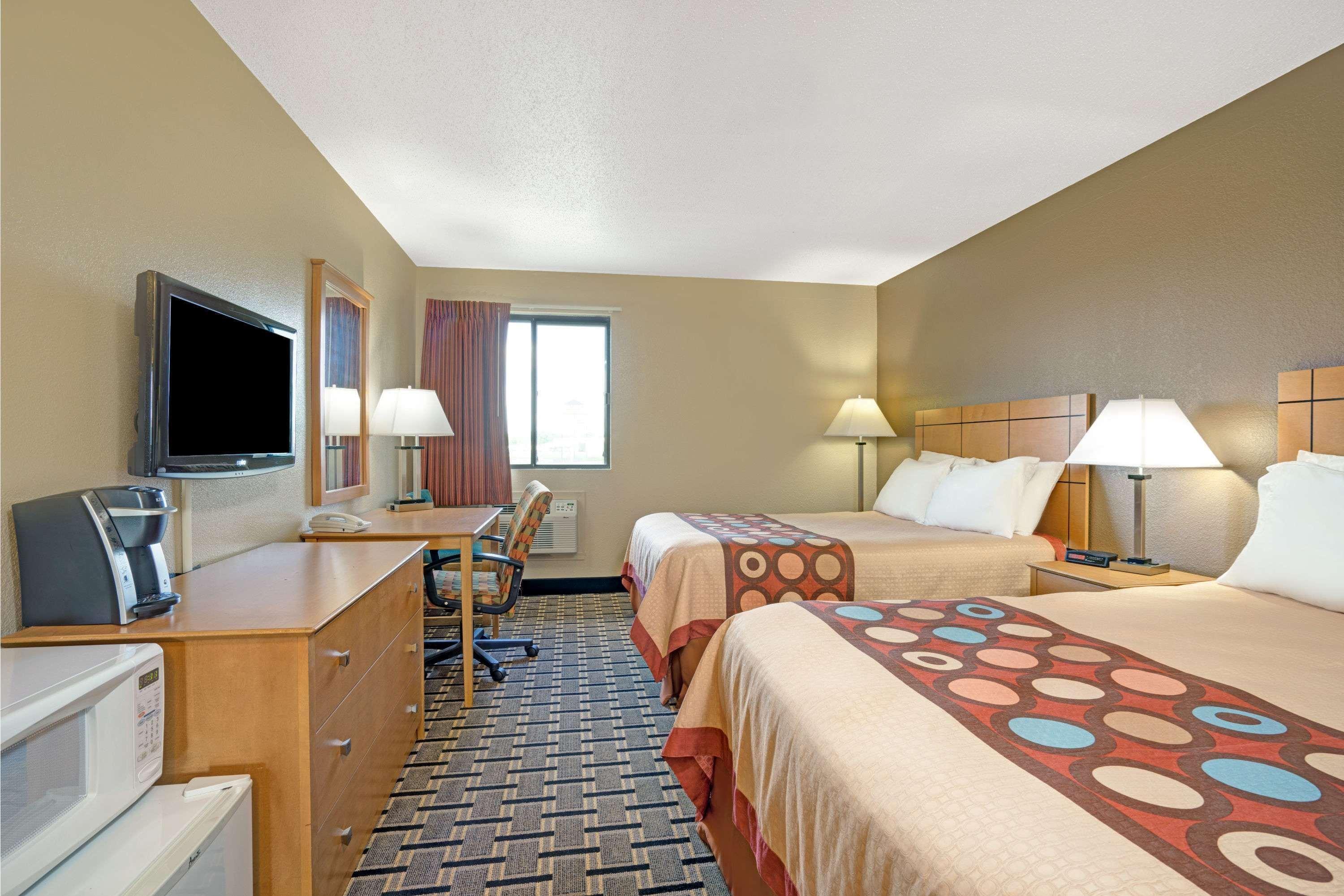 Hotel Super 8 By Wyndham Melrose Exterior foto