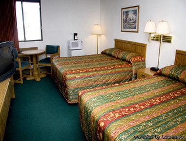 Hotel Super 8 By Wyndham Melrose Zimmer foto